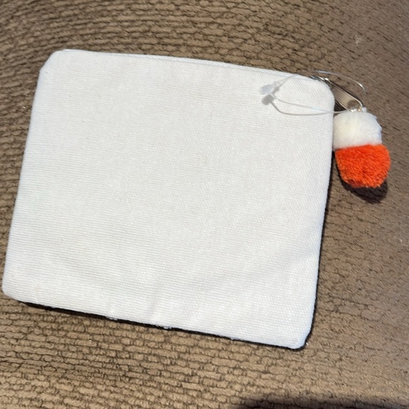 White and Orange beaded football motif Bag NWOT - Picture 3 of 8